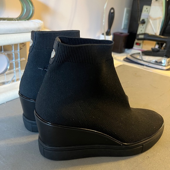 Wishbone ankle boots - Picture 2 of 5